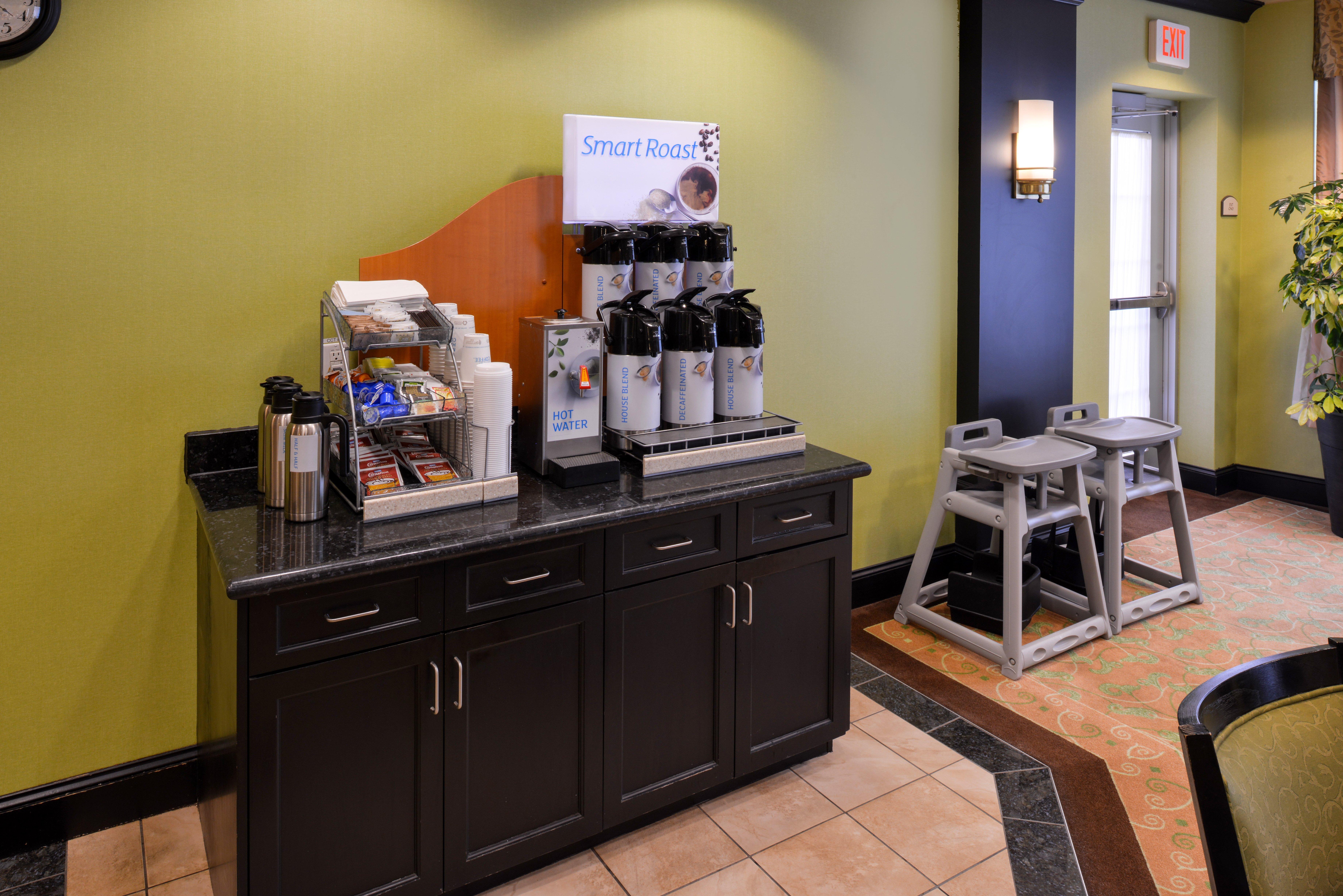 Holiday Inn Express & Suites Halifax Airport By Ihg Enfield Extérieur photo